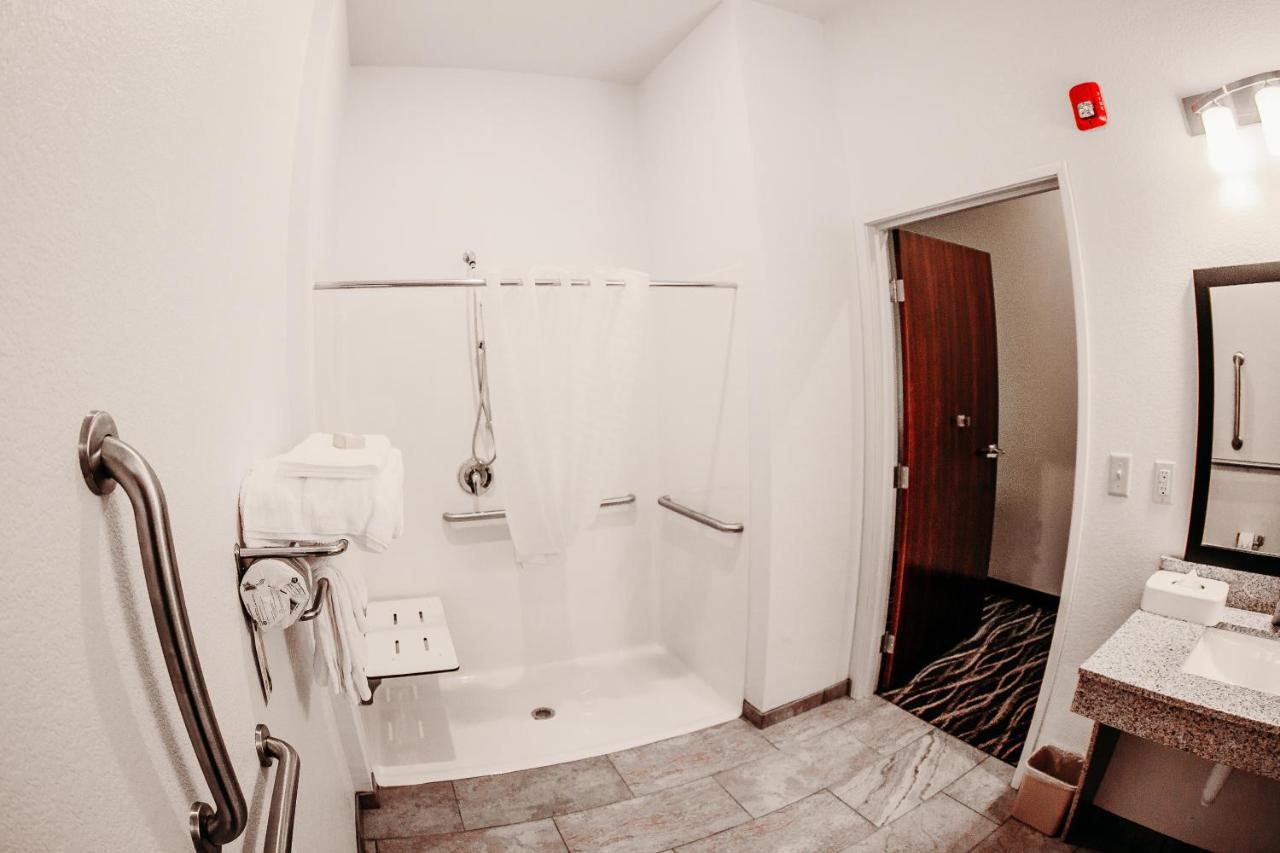 Cobblestone Hotel & Suites อินเตอร์เนชั่นนอลฟอลส์ ภายนอก รูปภาพ