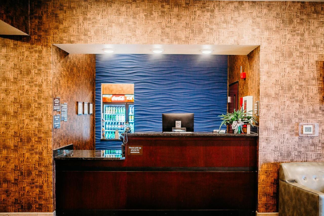 Cobblestone Hotel & Suites อินเตอร์เนชั่นนอลฟอลส์ ภายนอก รูปภาพ