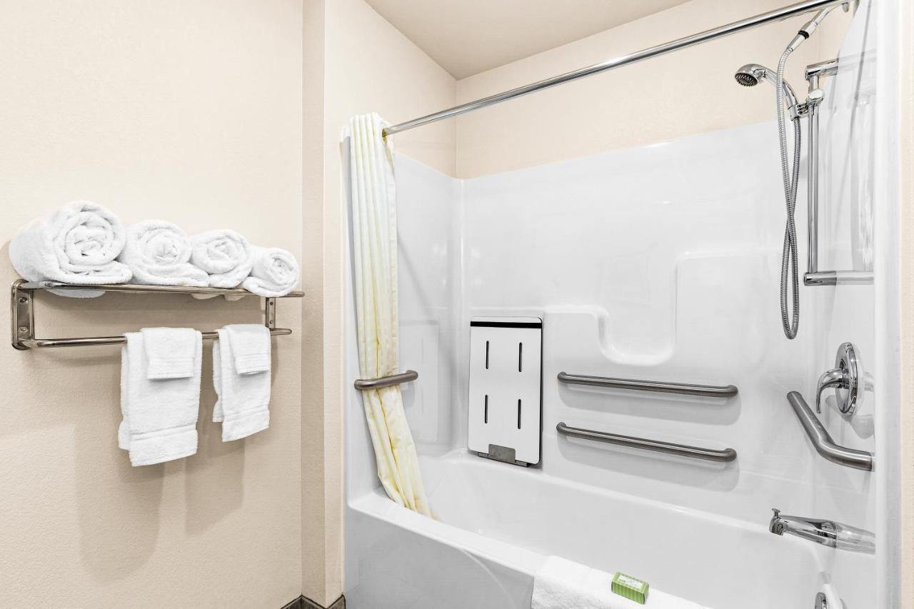 Cobblestone Hotel & Suites อินเตอร์เนชั่นนอลฟอลส์ ภายนอก รูปภาพ